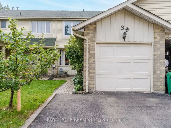39 Courtleigh Sq, Brampton, ON L6Z 1J2