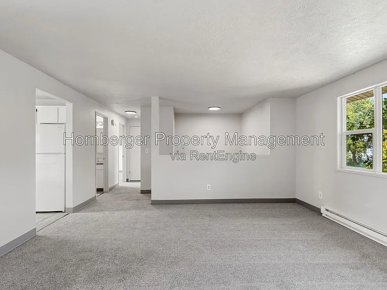 1721 N Glenn Rd — Photo 6