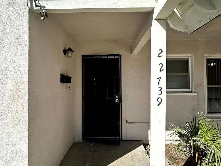 22739 Marlin Pl — Photo 2