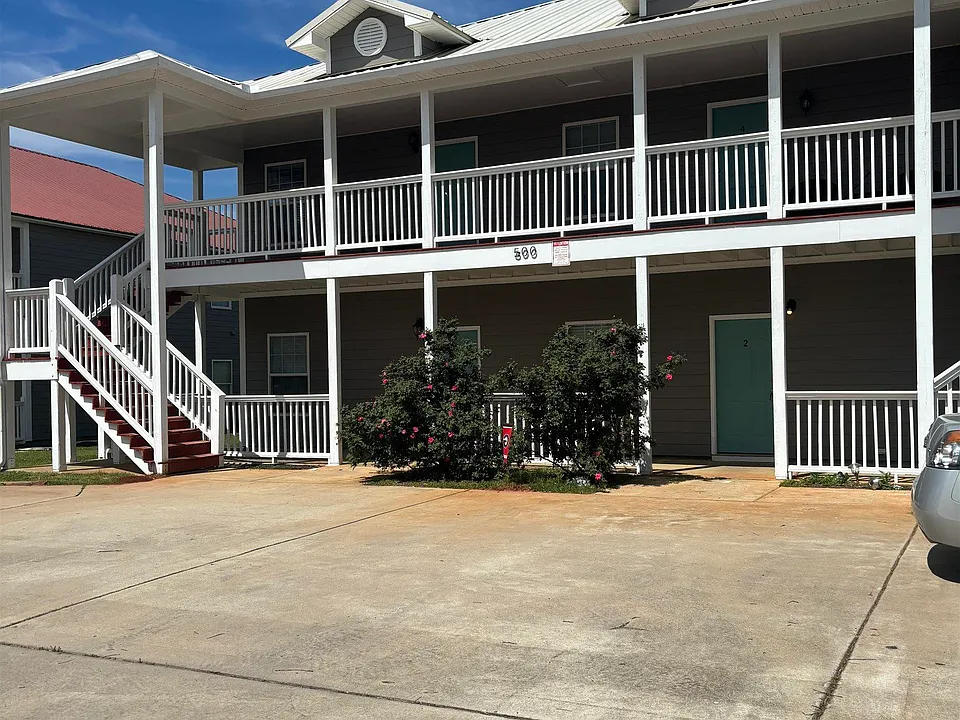 500 Club Villa Ct #2