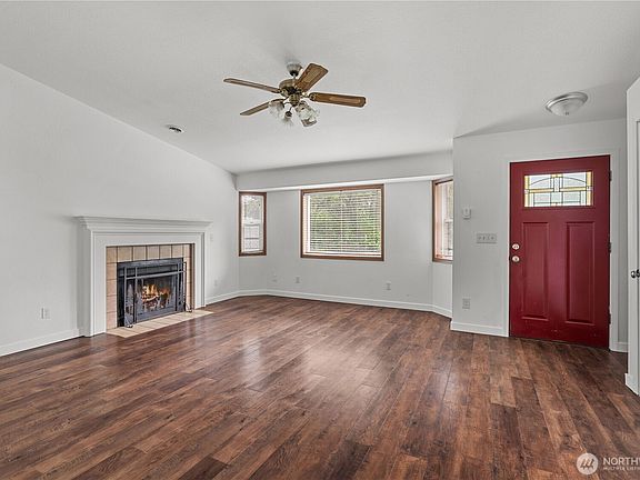 3rd image of 1613 101st Street S