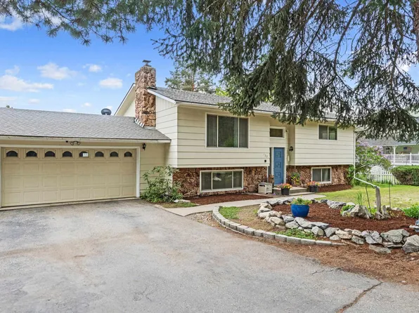 122 E Circle Dr, Newport, WA 99156