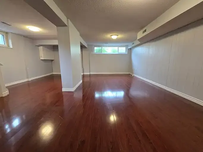 585 Montcalm Ave #2 — Photo 3