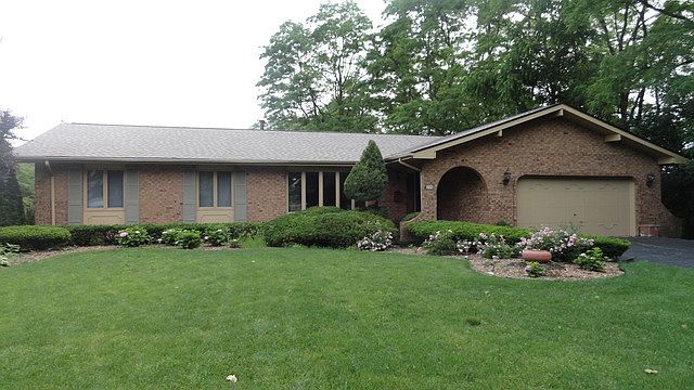 1st image of 2742 Brassie Ave