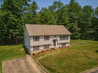 135 New Westminster Rd, Hubbardston, MA 01452