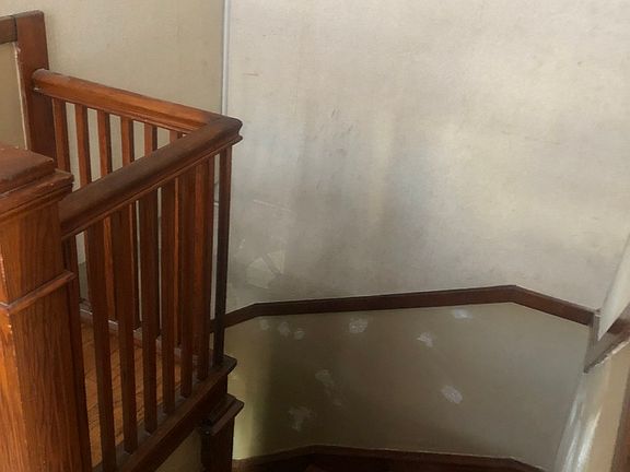 3rd image of 2927 N Dawson Ave #2
