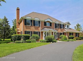 1016 Kirkwood Dr, Inverness, IL 60067