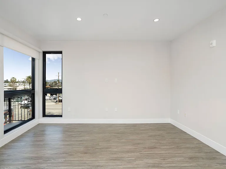 Cielo Noho — Photo 42