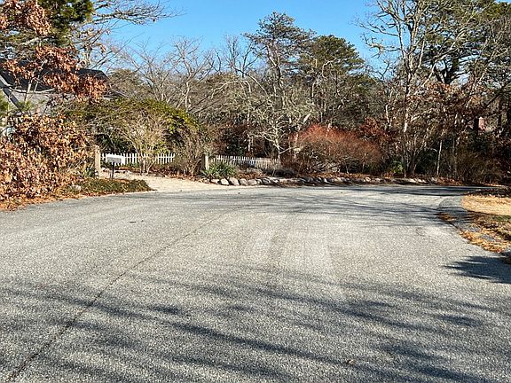 5th image of 123 Donahue Rd
