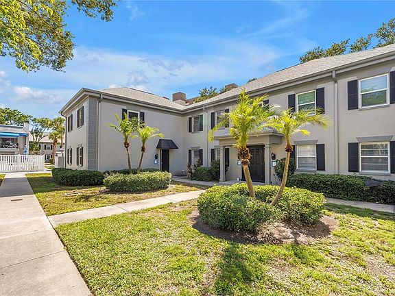 3rd image of 6960 SUNSET DRIVE S #1A