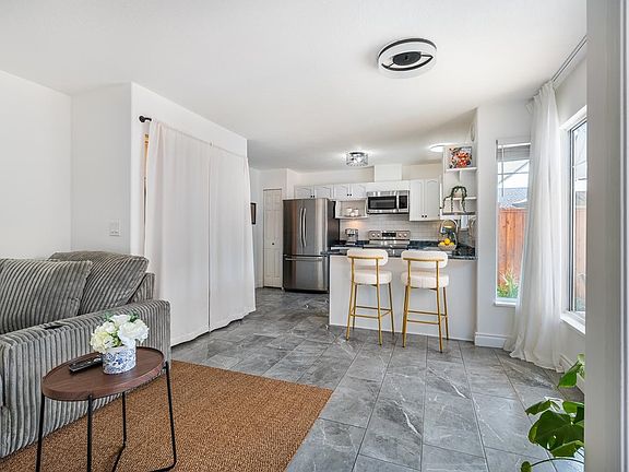 5th image of 11536 236th St #19