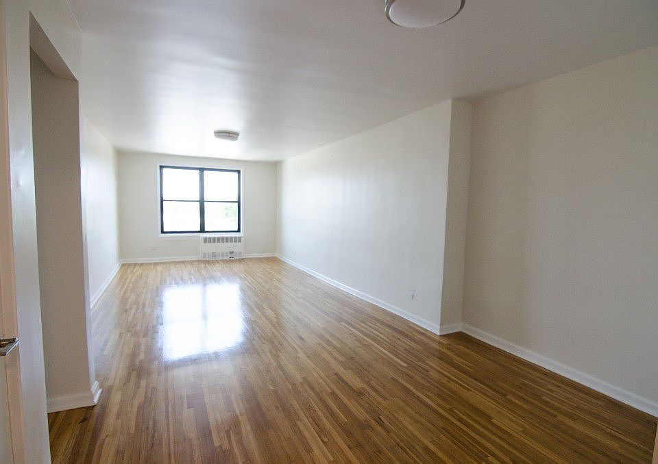 1st image of 4125 Case St APT 5R