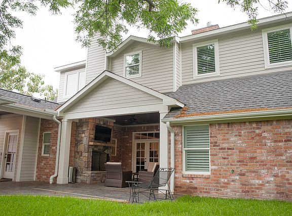 3rd image of 10123 Briar Rose Dr
