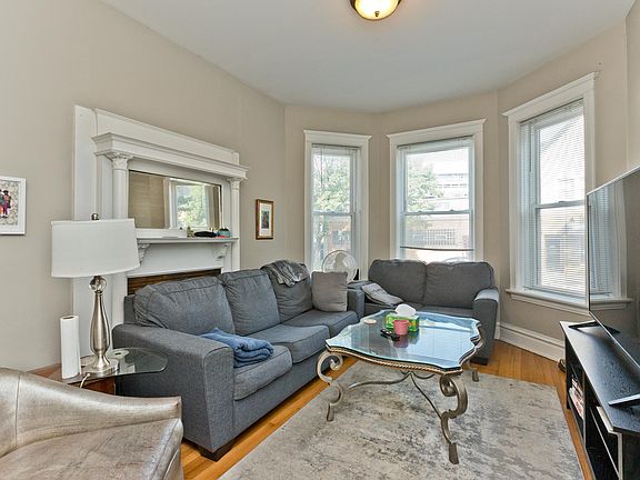 5th image of 3350 N Sheffield Ave #2/2