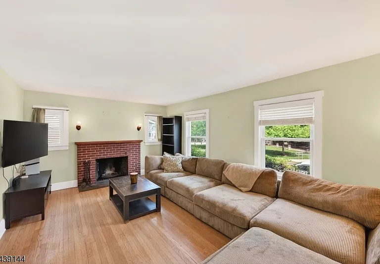 12 Capner St — Photo 11
