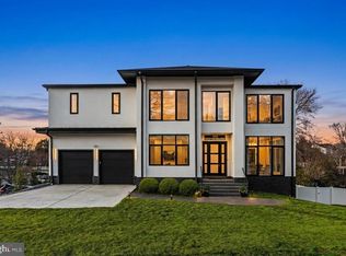 1573 Westmoreland St, McLean, VA 22101