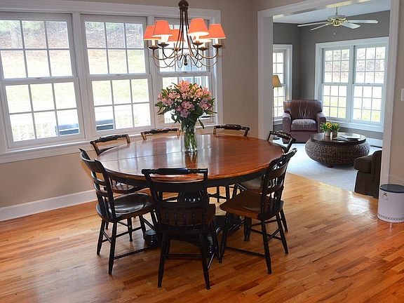 4th image of 5009 Worthington Way