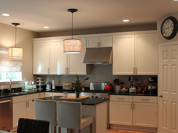 Newly Renovated Kitchen