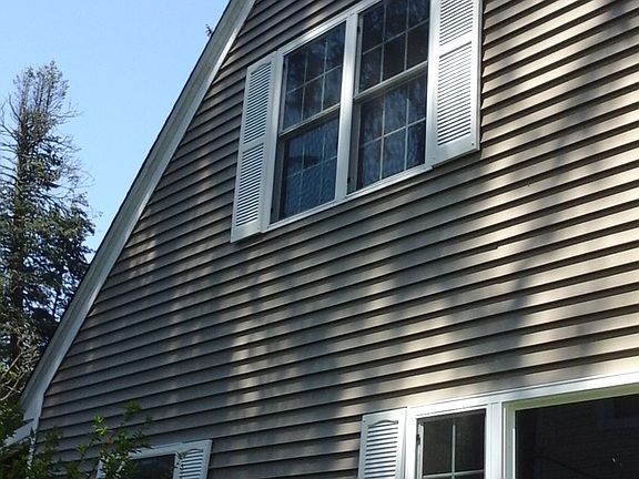 5th image of 108 N Lincoln Ave
