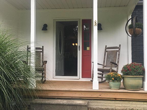 5th image of 1259 Berwyn Ln