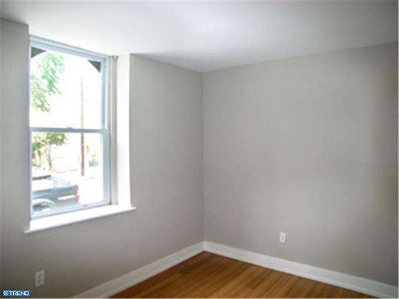 4th image of 2351 Christian St