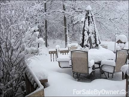 The deck in winter