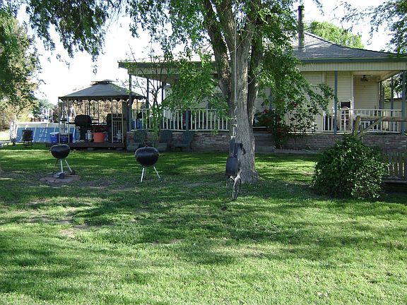 Another frontal view