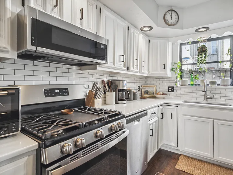 1221 Tree St — Photo 22