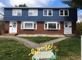 60 Martin Dr #A, Lewiston, ME 04240