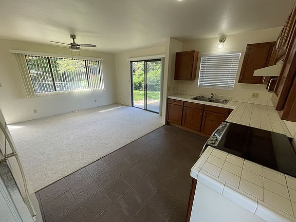 4th image of 3258 Waileia Pl