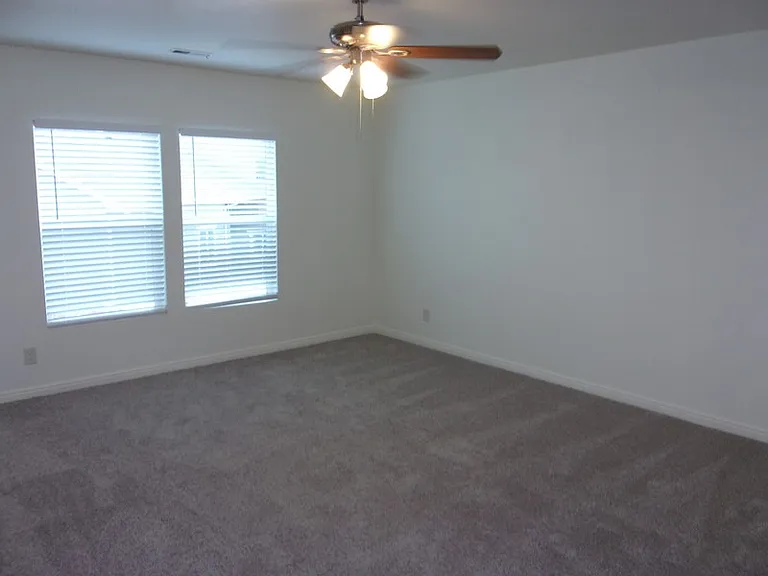 88 E Rainbow Way — Photo 34