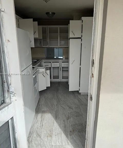 1850 NE 169th St #308 — Photo 20