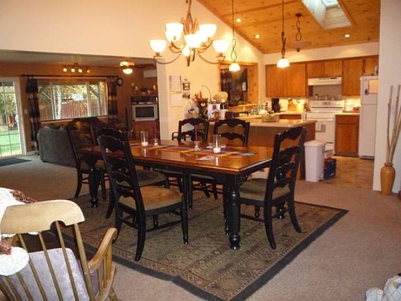 Dining and kitchen 102