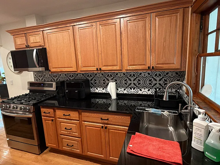 3-5 Dean St #2 — Photo 12