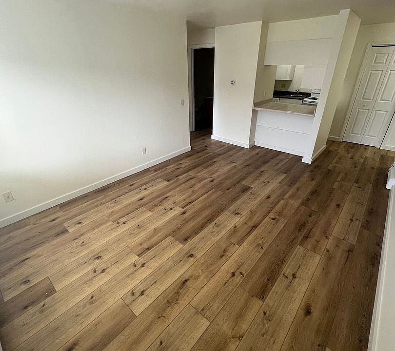 1st image of 5911 Spartan Dr #2