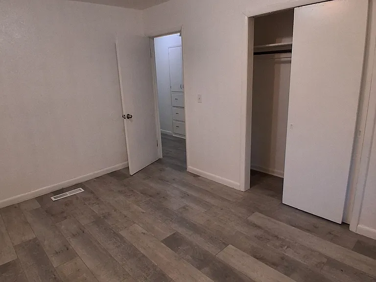 1683 Tim Holt Dr — Photo 5