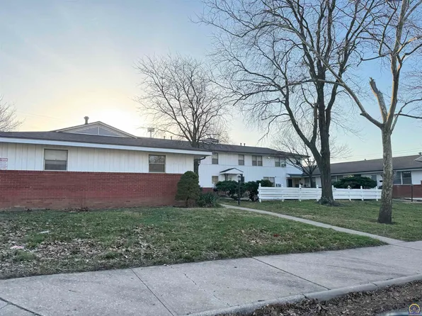 1170 SW Woodhull St, Topeka, KS 66604