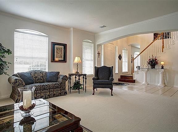 5th image of 4505 Fairlake Dr