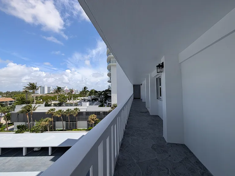 1012 N Ocean Blvd #602 — Photo 35