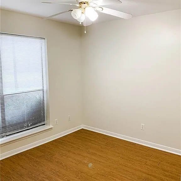 814 Camellia Ct — Photo 14