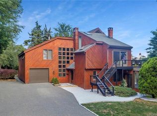 7 Hickory Ave, Clinton, CT 06413