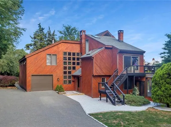 7 Hickory Avenue, Clinton, CT 06413