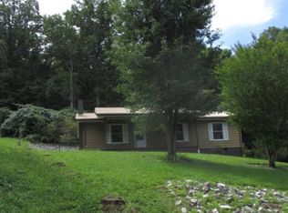 668 Valley Rd, Spruce Pine, NC 28777