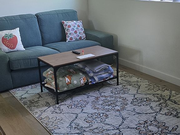 4th image of 1770 Almond Ave #1