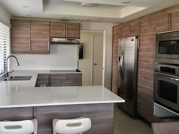4th image of 1714 W Grand Bahama Dr