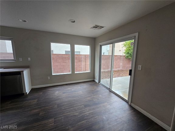 3rd image of 6143 Windmill Island Ave