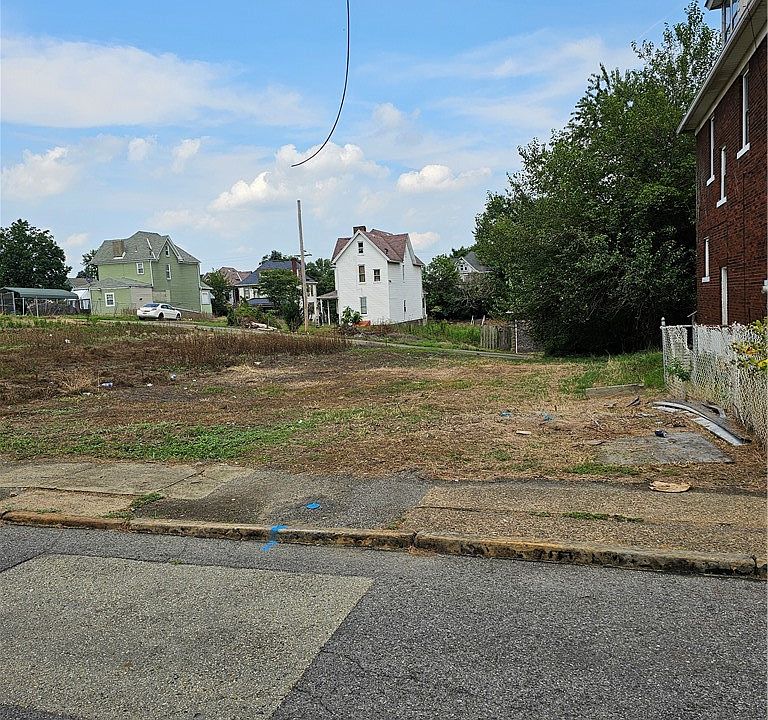 1st image of 0 Bailie Ave