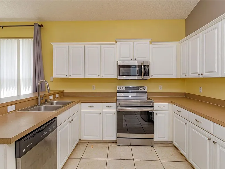 5537 Burlwood Dr — Photo 7
