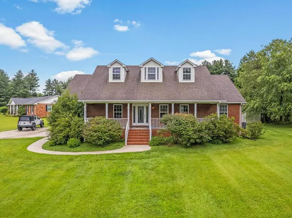 1275 Bill Smith Rd, Cookeville, TN 38501