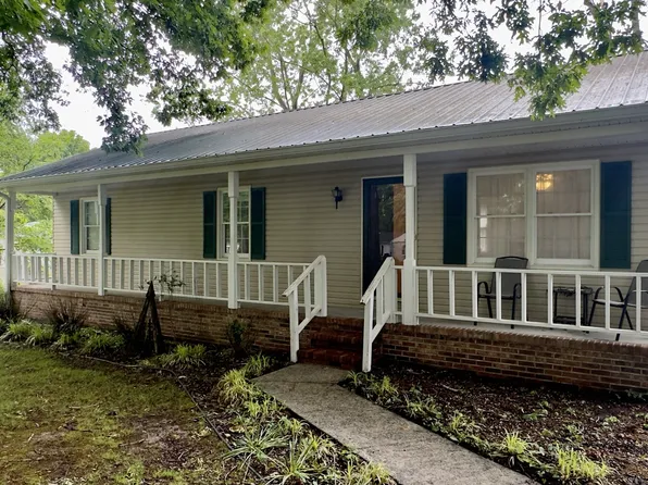 703 Stone Blvd, Tullahoma, TN 37388